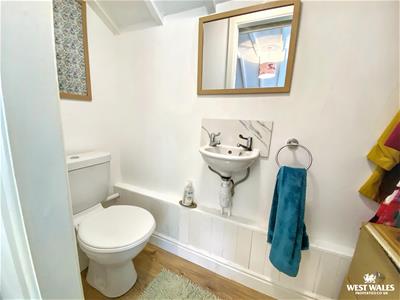 Picture 19